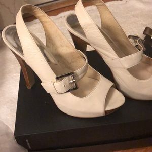 White or off white not sure super comfy